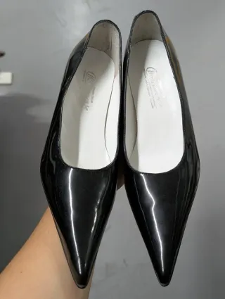 Sapatos Vintage Salto Alto Pretos Novos