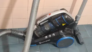 Aspirador sin bolsa HOOVER Synthesis ST 10 Parket