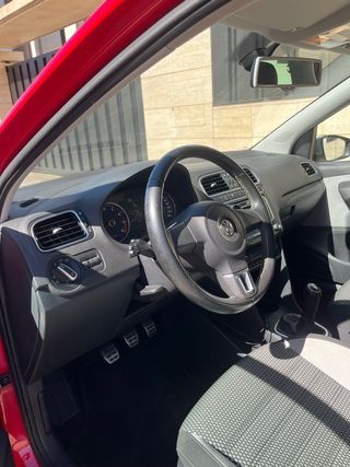 VOLKSWAGEN POLO CROSS 105cv TSI