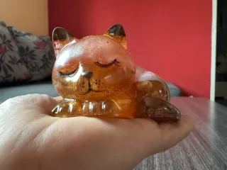 Figura gato resina epoxy con vela