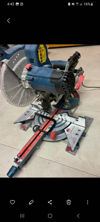 Ingletadora Bosch GCM 8SJL con láser