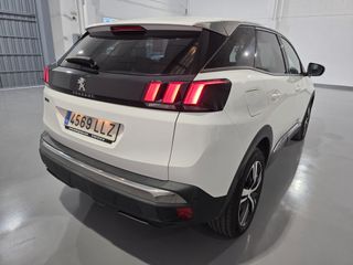 PEUGEOT 3008 Allure 1.5 BlueHDi 130 S&S EAT8