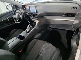 PEUGEOT 3008 Allure 1.5 BlueHDi 130 S&S EAT8