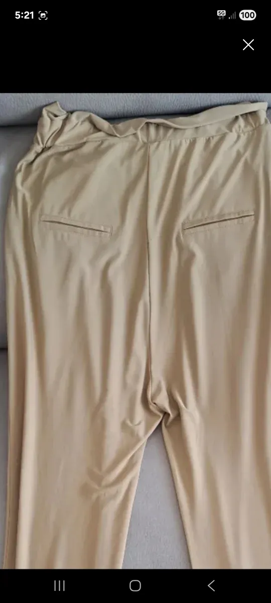 Pantalón culotte beige