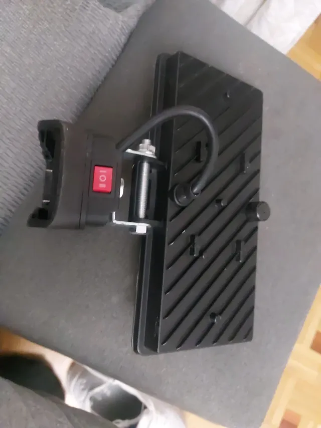 Foco LED para batería dewalt nuevo