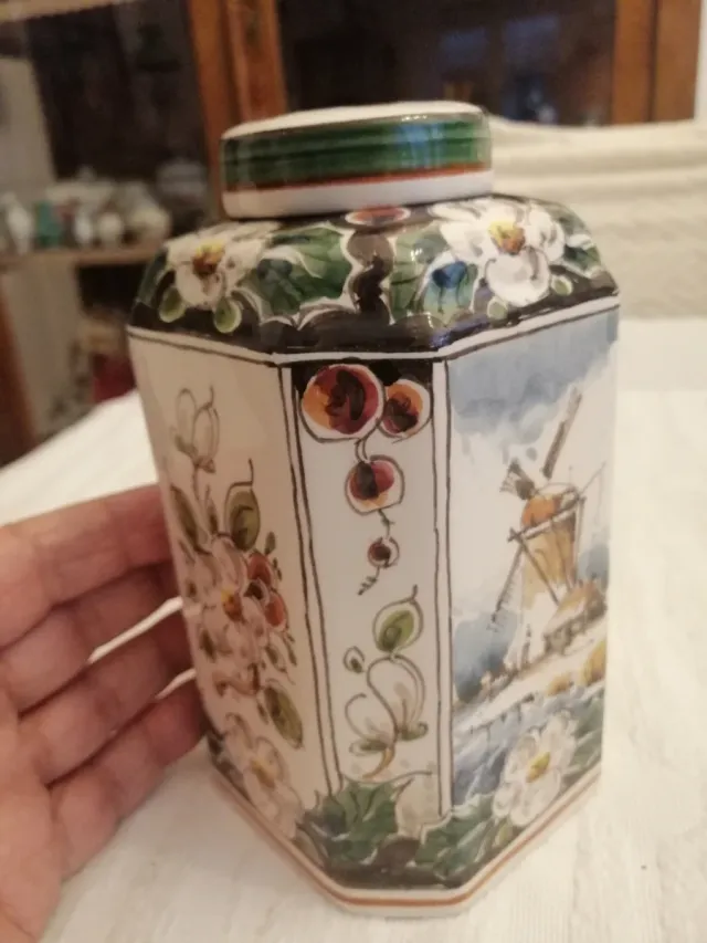 Vaso in porcellana Delft anni '70