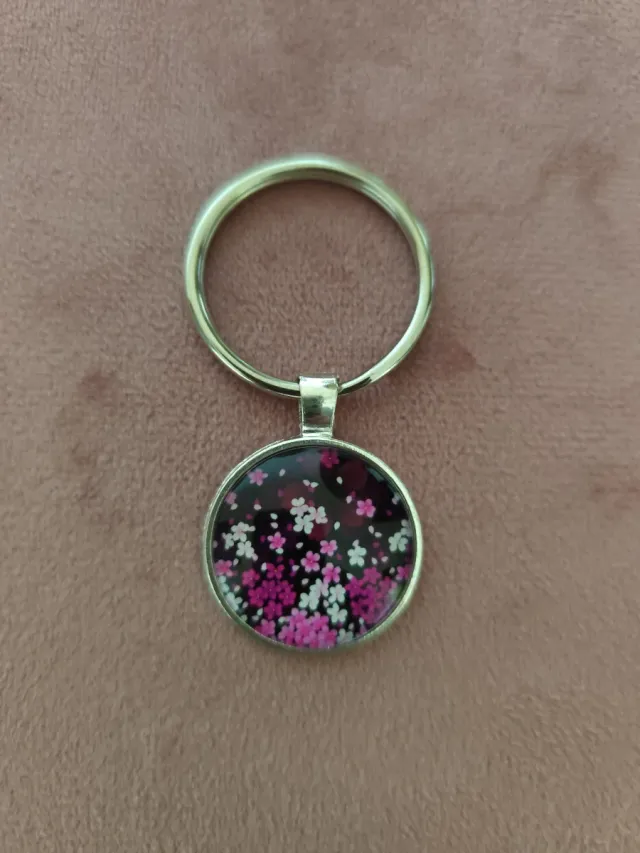 Portachiavi con fiori stile giapponese