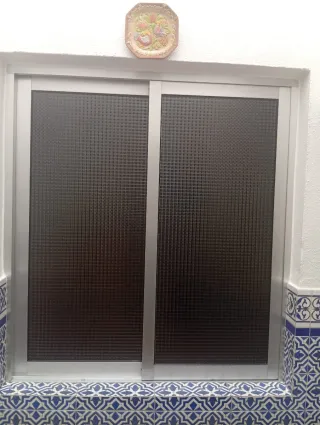 Ventana y cierro