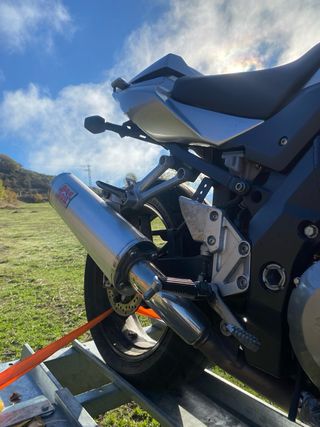 Suzuki SV1000S Plata