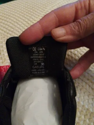 Zapatillas Dian Negras