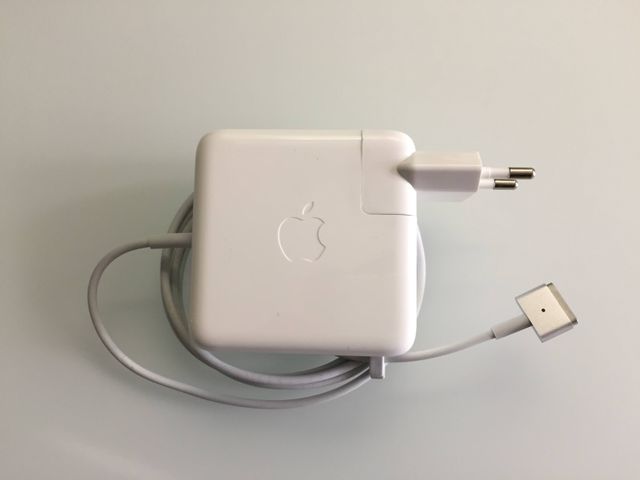NUEVO Cargador ORIGINAL para MacBook Pro 60W,     