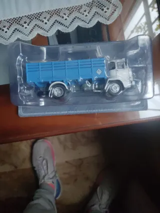 Ebro D700 Salvat 1:43