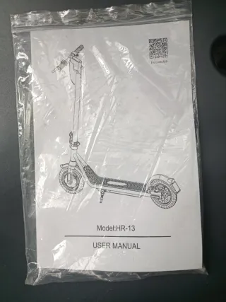 Patinete eléctrico negro