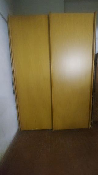 Armadio 2 ante scorrevoli in legno