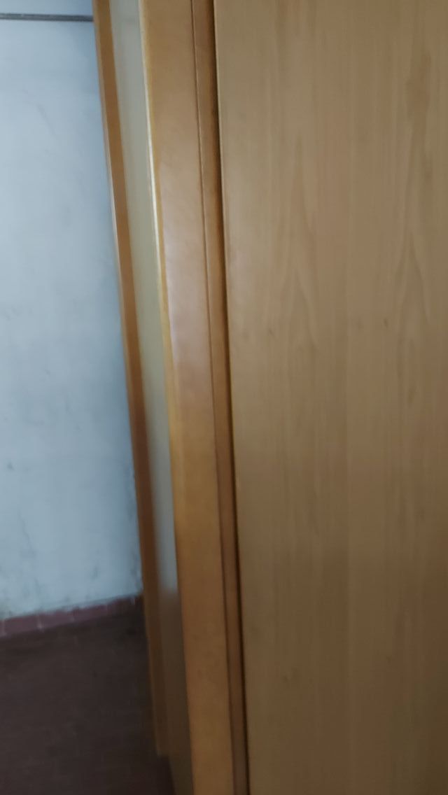 Armadio 2 ante scorrevoli in legno