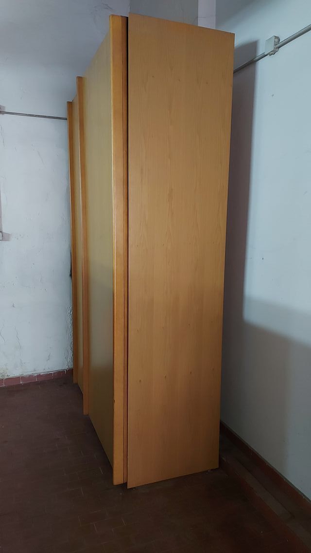 Armadio 2 ante scorrevoli in legno