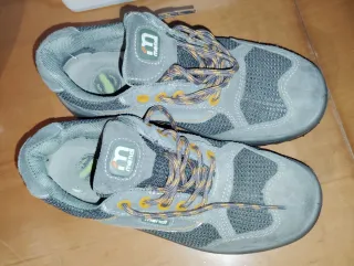 Zapatos de seguridad Mendi grises