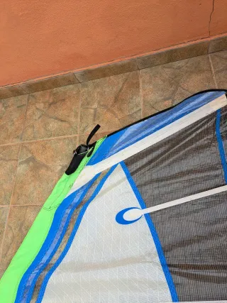 Vela Windsurf Ezzy 5.2