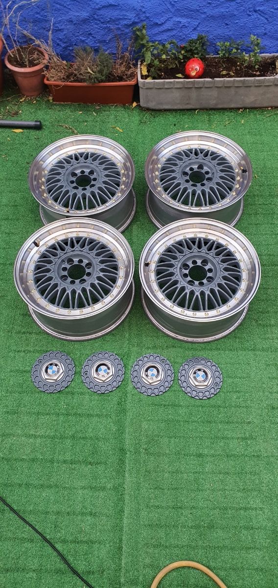 Llantas Japan Racing JR9