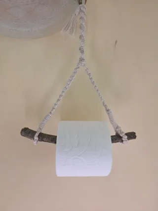 Portarotolo in legno rustico Country da parete