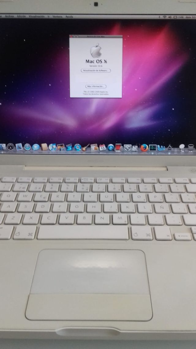 MacBook Blanco 13” escritorio PRECIO REAL // LEER 