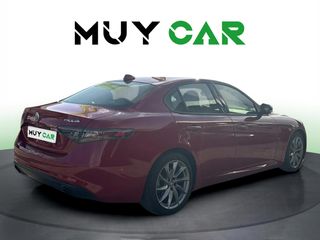 Alfa Romeo Giulia 2.2 Diesel Sprint RWD 118 kW (160 CV)