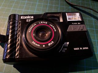 Cámara Konica EFP3 36mm Japan
