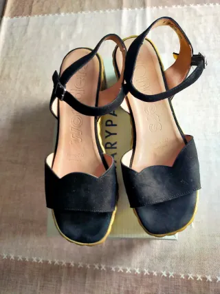 Sandalias Marypaz Talla 40 Negro/Dorado