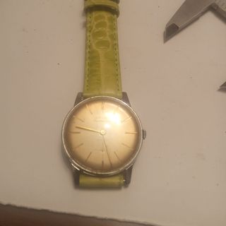 Reloj Cauny Caballero Dorado Funcionando