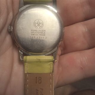 Reloj Cauny Caballero Dorado Funcionando