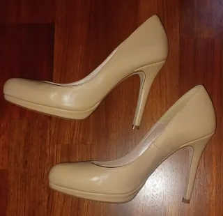 Zapatos de salón piel nude T-37