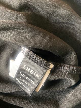 Body Shein nero con pizzo