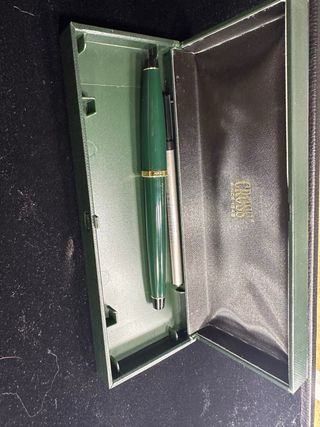 Bolígrafo Cross Verde con Repuesto