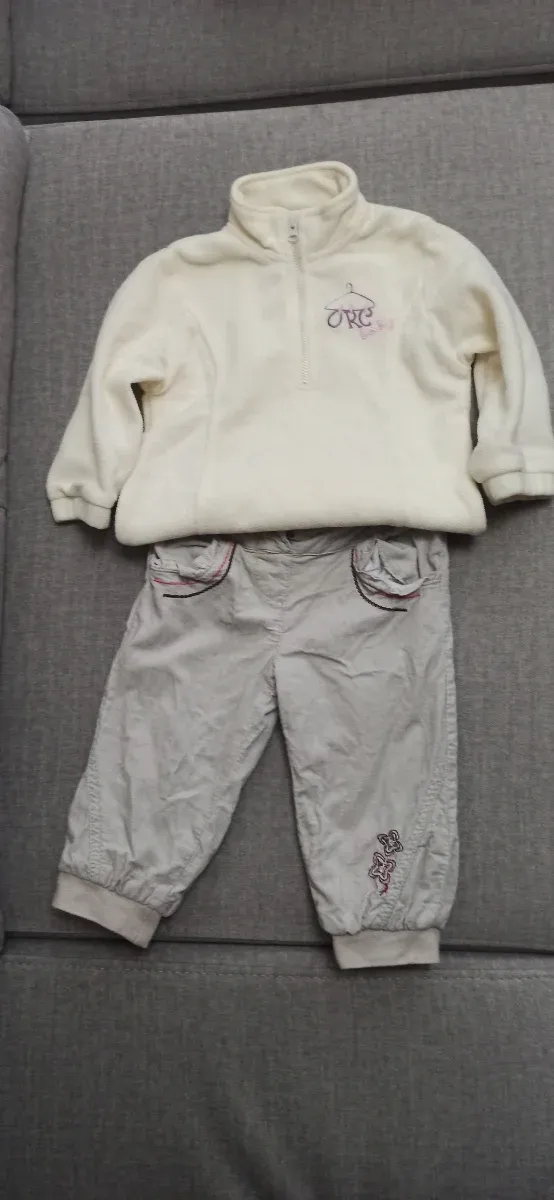 Conjunto niña: Sudadera y pantalón