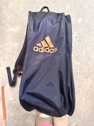 Paletero Adidas Negro y Naranja