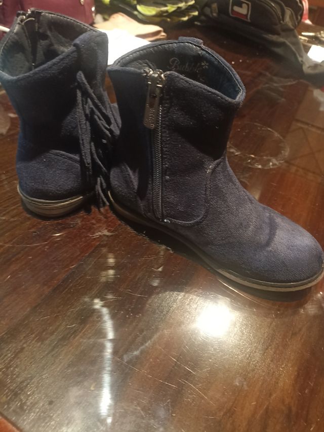 Botas niña azul con flecos