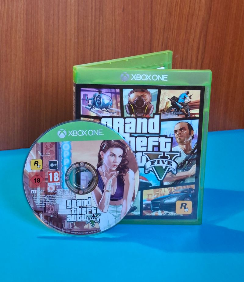 Imagen de Grand Theft Auto V - GTA5 Xbox One+Manual+Mapa