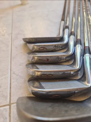 Palos de GOLF Ben Hogan Apex FTX Forjados