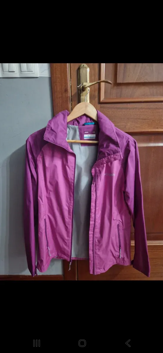 Cortavientos Columbia Rosa/Morado