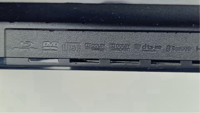 PlayStation 3 Slim Nera