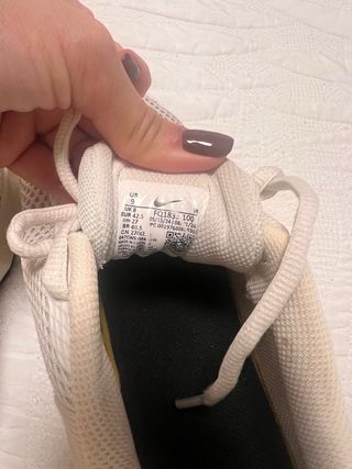 Nike Air Max Talla 42.5 Beige/Negro