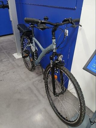 Bicicleta eléctrica trekking doble suspensión Riverside