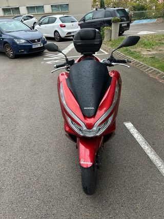 Honda PCX 125cc Roja