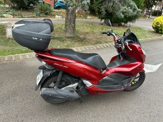 Honda PCX 125cc Roja