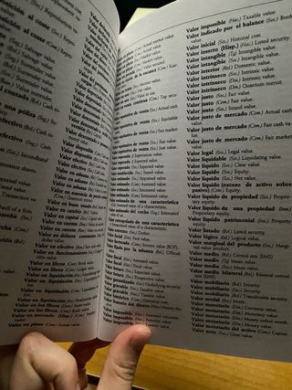 Diccionario Terminológico: Economía y Derecho. 17