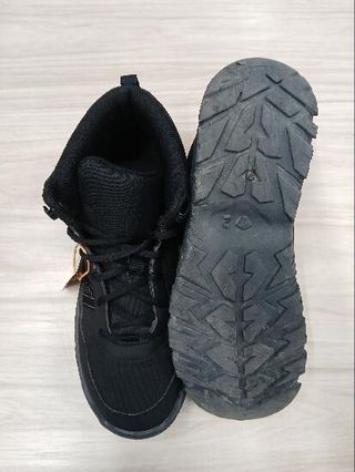 Botas de montaña y trekking Hombre Quechua NH100