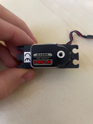 Sanwa PGS-LH Servo Low Profile Alluminio