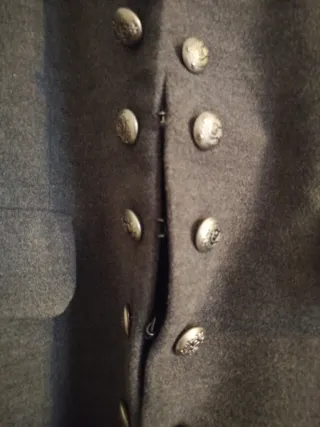 Chaqueta militar gris