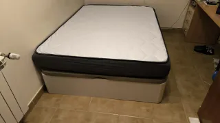 Materasso per canapé, testiera per canapè, materasso per tartine