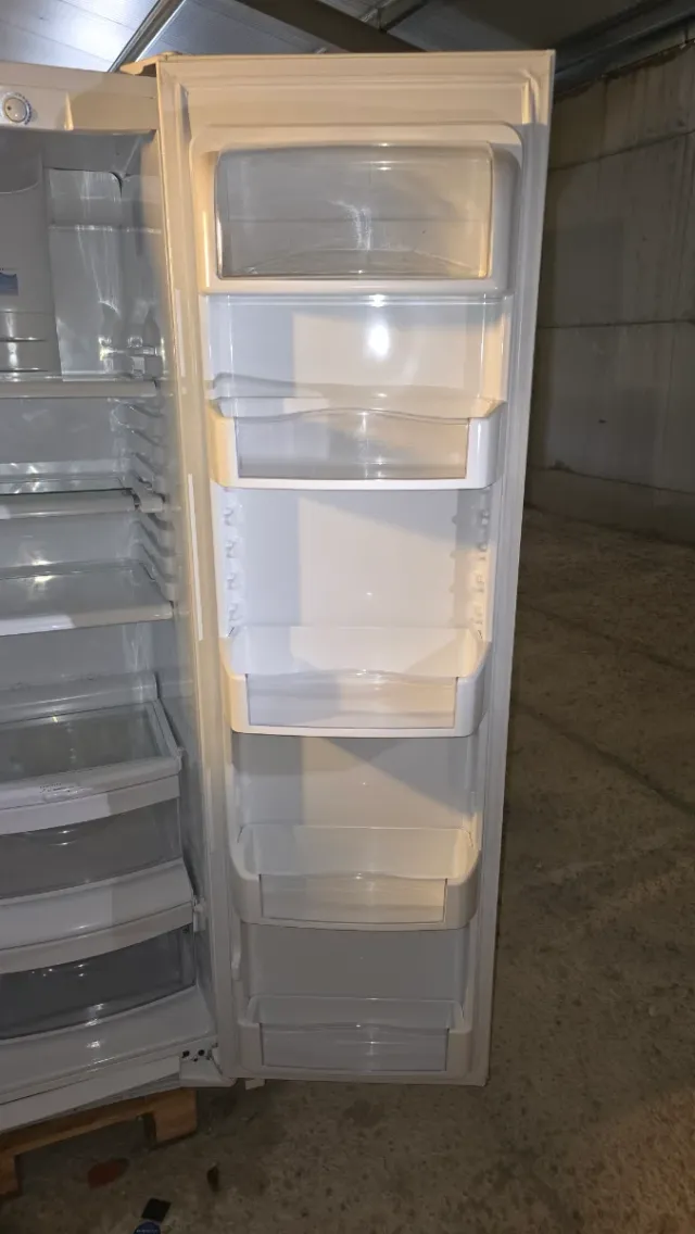 Frigorífico 2 puertas con cubitos de hielo